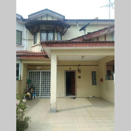 Orked Aeridina Homestay Пухонг Екстериор снимка