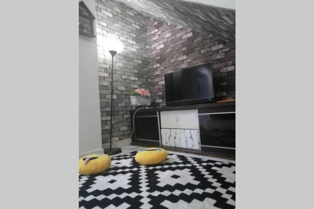 Orked Aeridina Homestay Пухонг Екстериор снимка